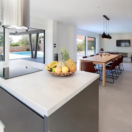 Villalanterna Villa Malinska