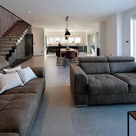 Villalanterna ヴィラ *