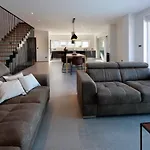Villalanterna Villa *