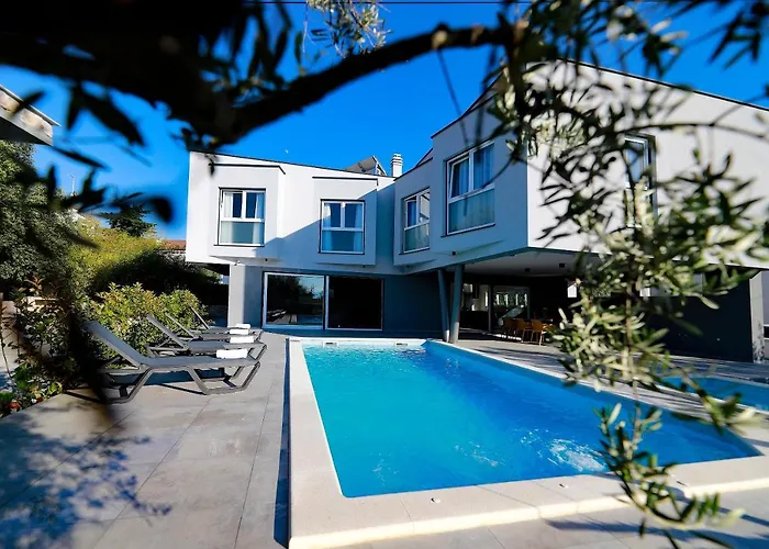 Villalanterna * Malinska